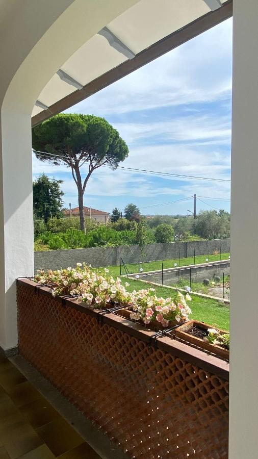 Villa Flora Affittacamere Luni المظهر الخارجي الصورة